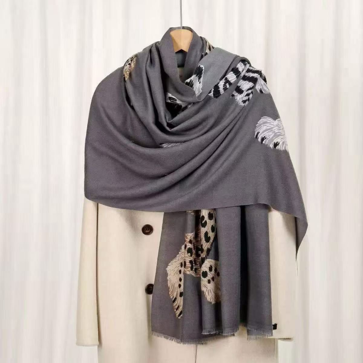 Oversized Animal Print Scarf Women – Leopard Zebra Print Pashmina Shawl, Soft Cashmere Feel Winter Wrap
