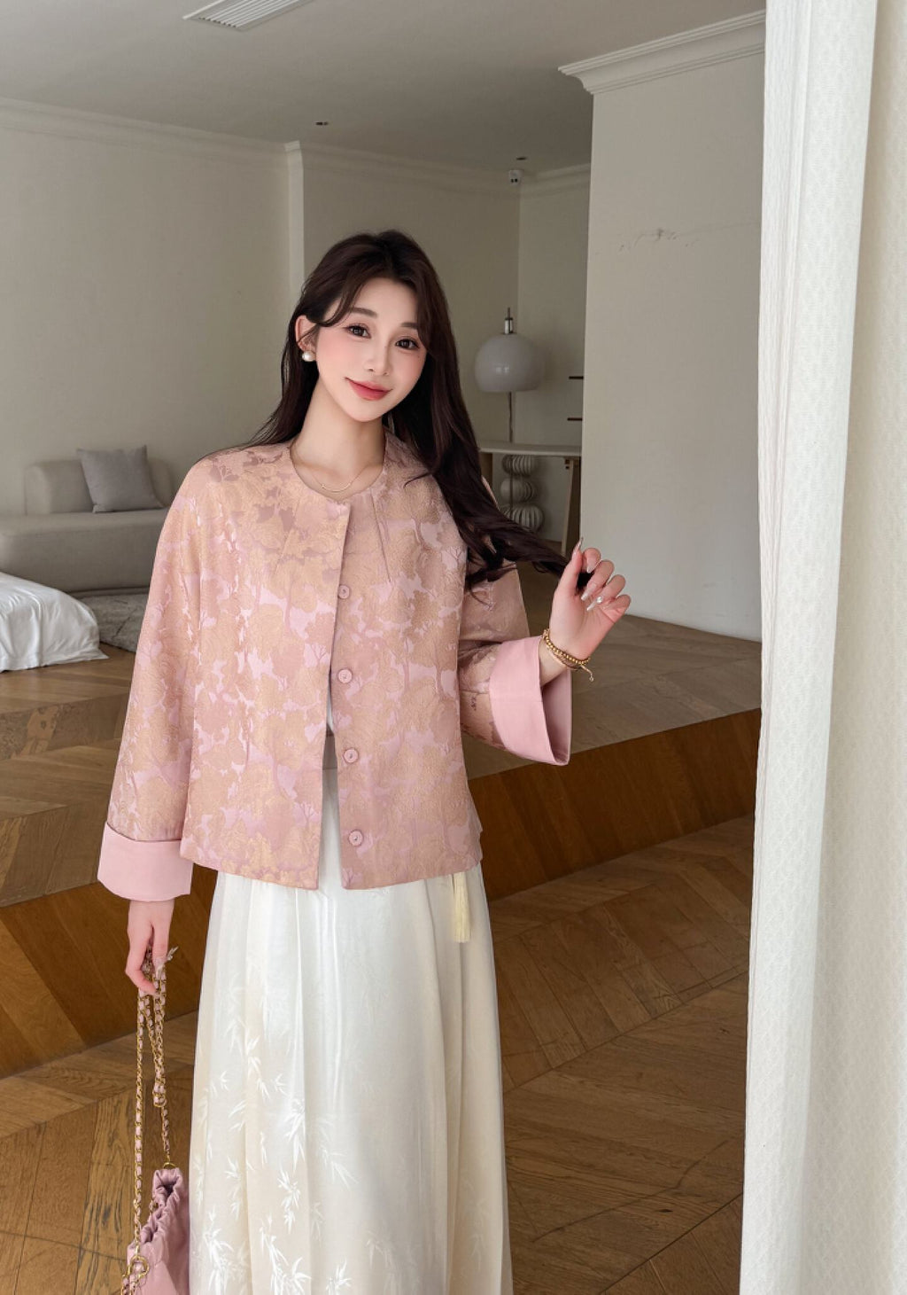 Pink Chinese Jacket Women – Cropped Jacquard Coat with Contrast Cuffs