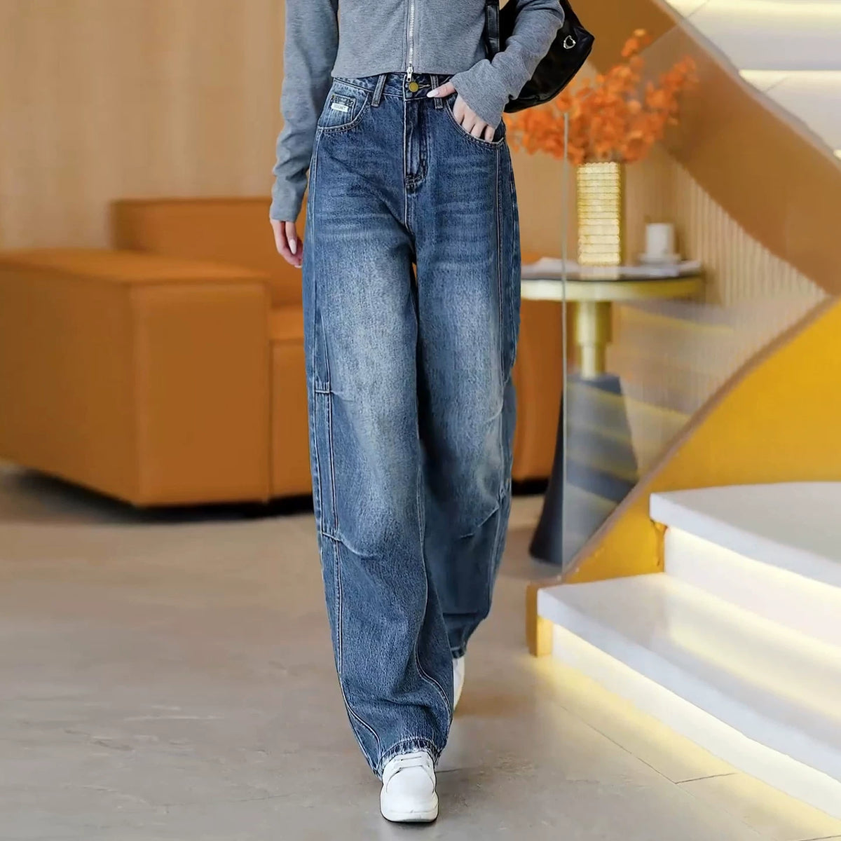 Korean design pleated scimitar jeans women's 2026 new autumn loose and thin high-waisted versatile wide-leg pants