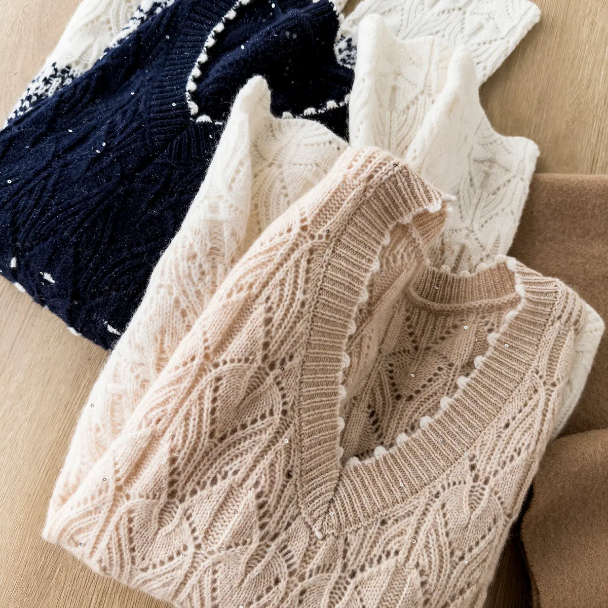 Gradient Baby Star Soft and Luxurious 100% Wool Openwork Crochet V-Neck Knit Sweater – So Beautiful!