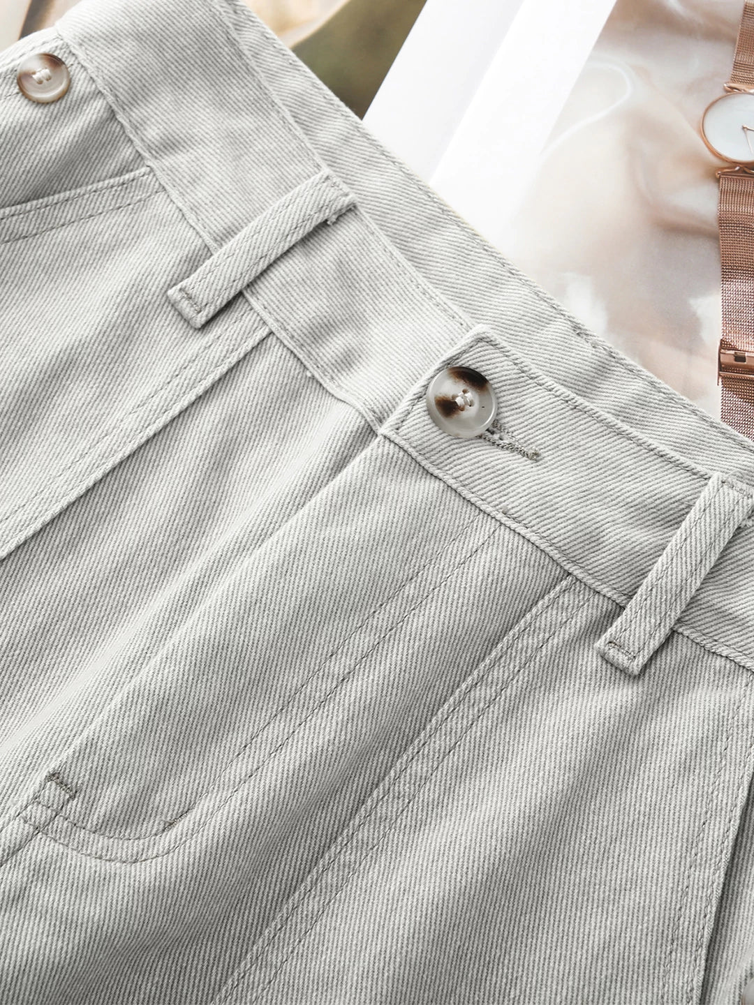 Korean-style buttoned design, slim-fit wide-leg jeans for women's 2026 fall new small-size high-waisted thin straight-leg pants