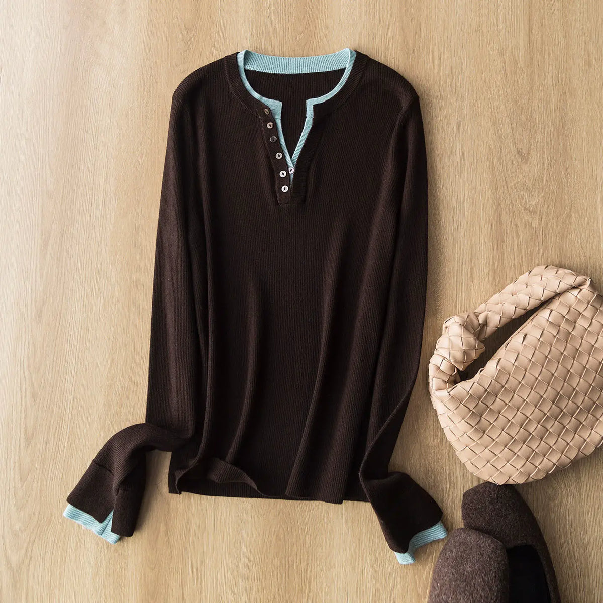 Stylish and Slimming! Double V-Neck Color-Block Faux Two-Piece Layered Base Top, Slim-Fit Soft Wool Knit Undershirt for Women