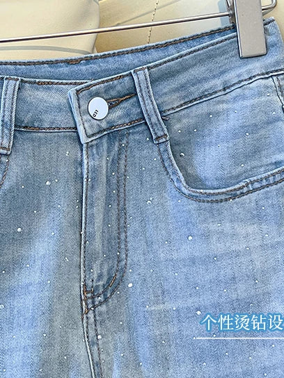 浅蓝色爆闪烫钻牛仔裤女2026秋冬新款宽松垂感显瘦高腰休闲阔腿裤