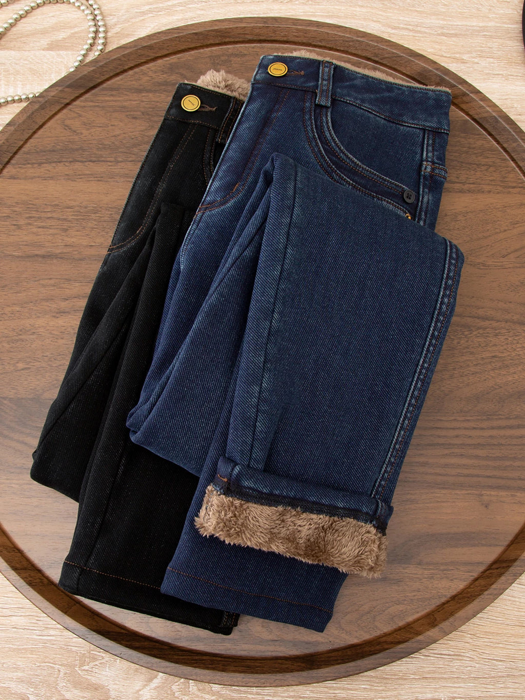 Black velvet jeans women's 2026 winter new thickened pencil boots slim and thin elastic pants