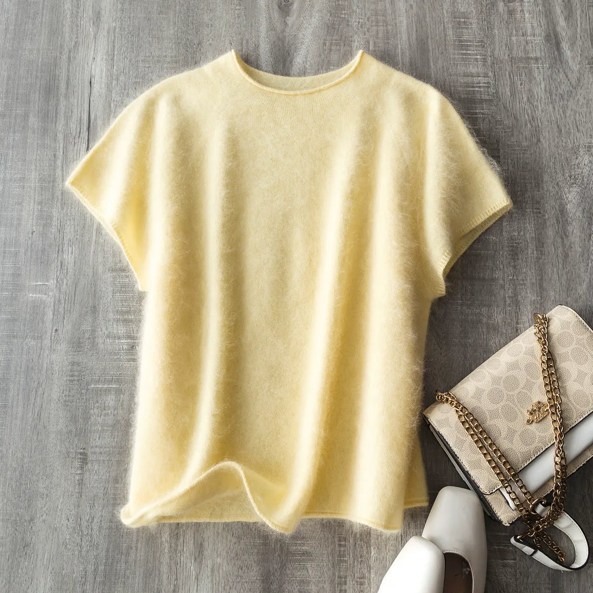 Early Bird Perk~Cloud Napping~Seamless One-Piece Silk Cashmere Wool Brushed Curly-Hem Crew Neck Short-Sleeve Knit Top