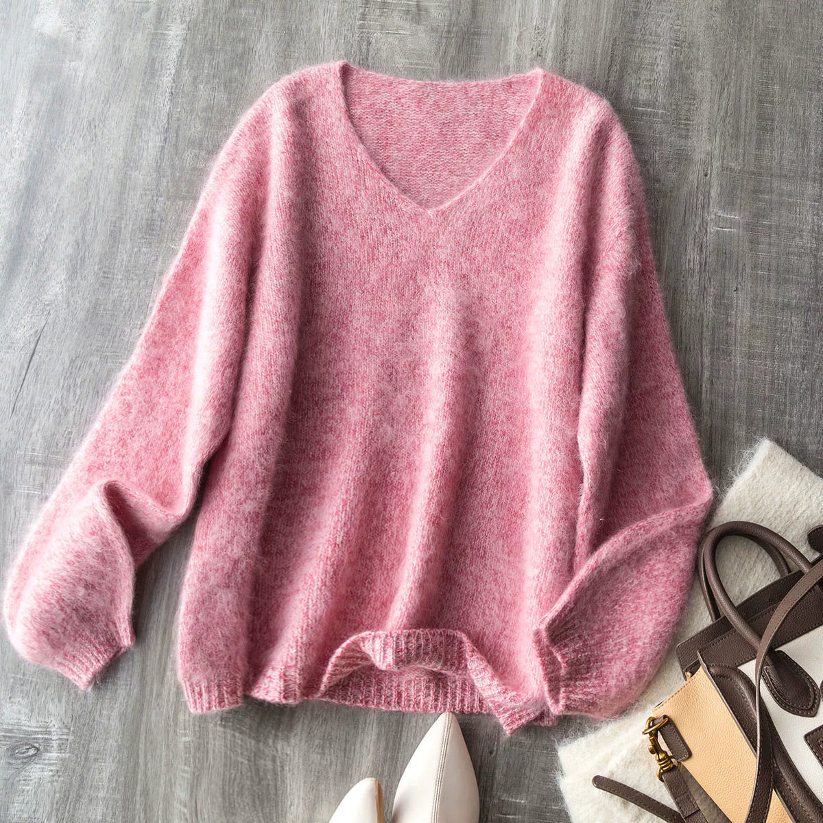 Top-tier ~ Very strong fuzzy feel ~ Premium cloud-like brushed cashmere and wool blend, cozy loose-fit sweater