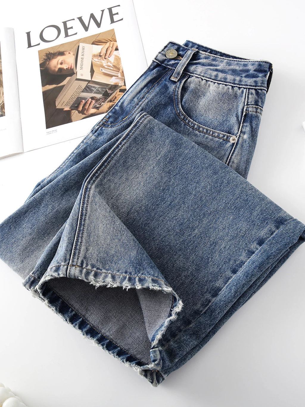 Korean retro drape high-waisted jeans women's 2026 spring and autumn new embroidered loose and thin wide-leg scimitar pants