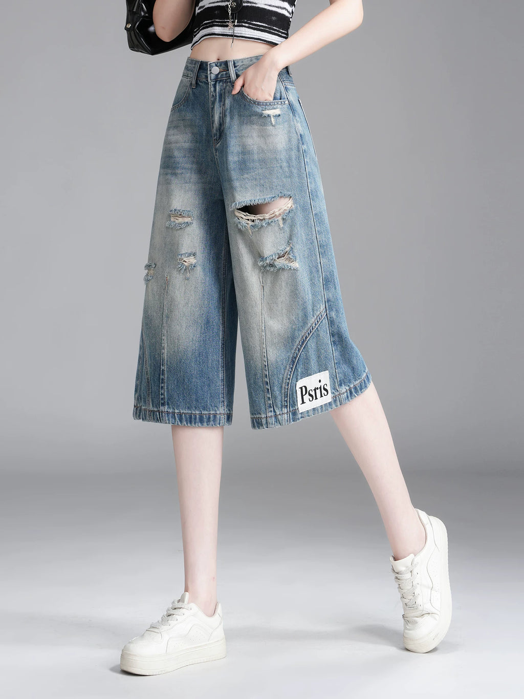 American old ripped denim wide-leg pants women's 2026 summer high waist loose and thin versatile straight six-point shorts