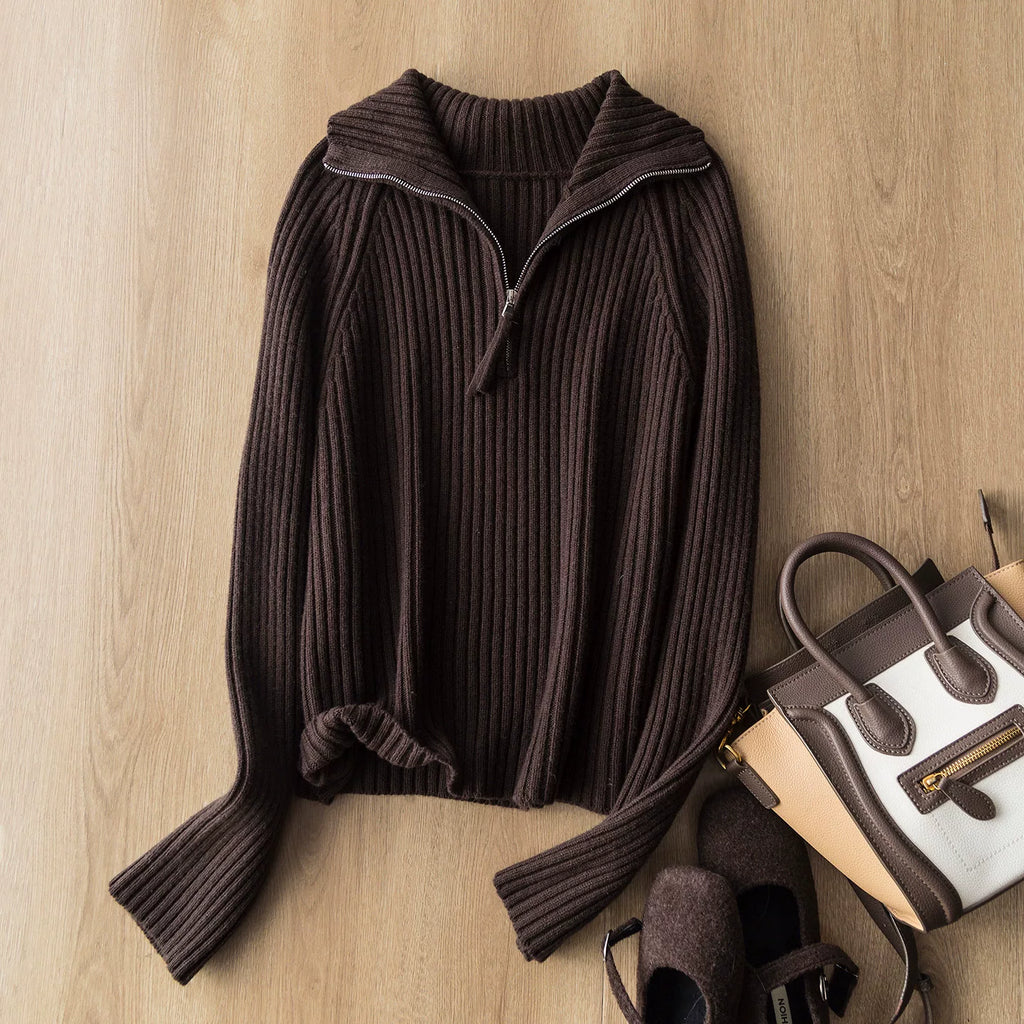 أنيق وراقٍ سترة نصف سحابية بطراز "الأموال القديمة" من الصوف الخالص السميك عالي الجرامات بياقة عالية مخططة عمودياً
