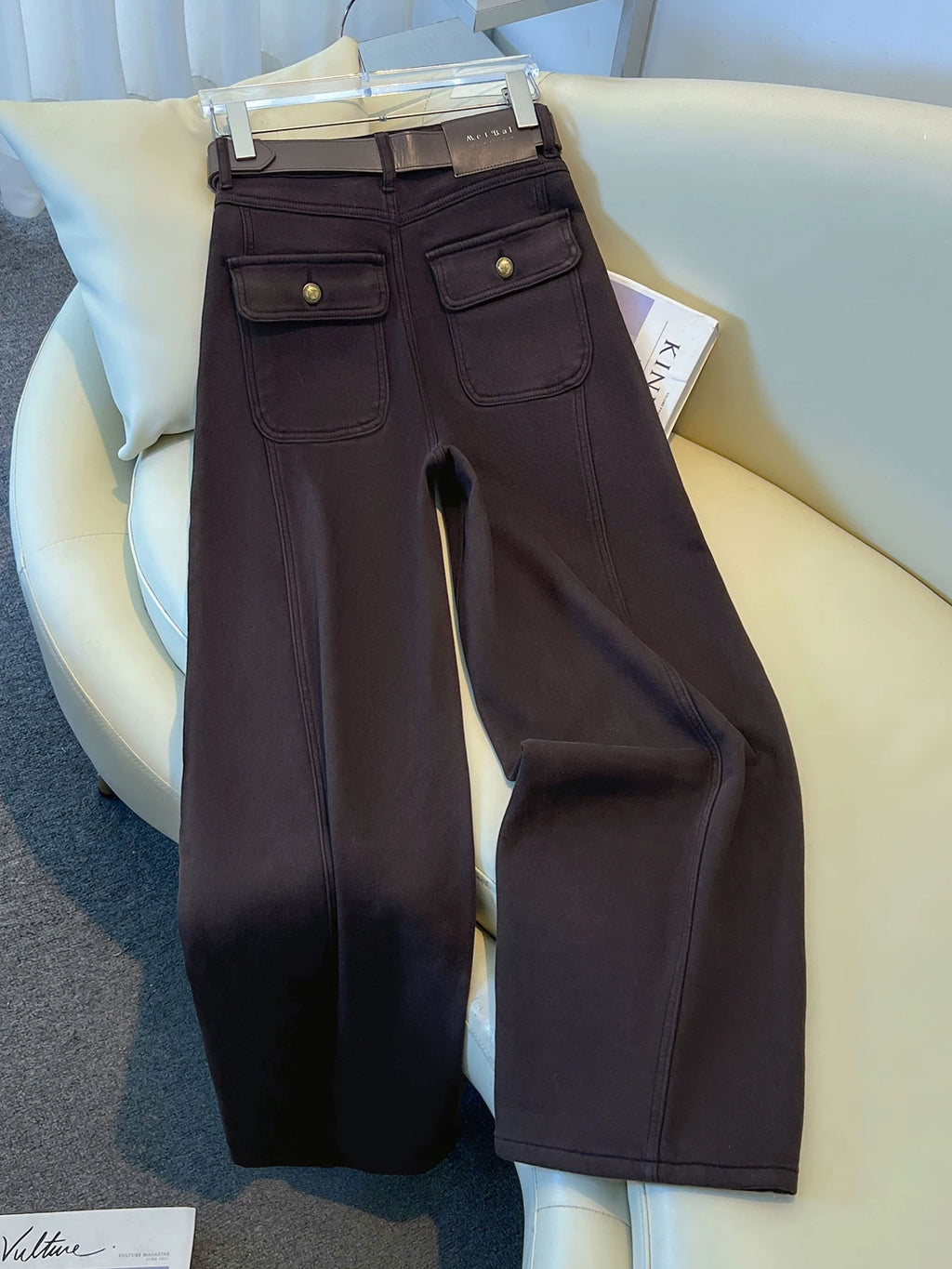 Retro dark coffee denim straight-leg pants women's 2026 winter new velvet high-waisted thin loose casual wide-leg pants