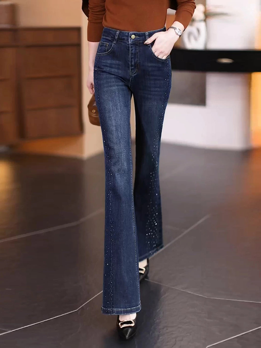 小个子高腰微喇牛仔裤女2026秋季新款裤子修身显瘦烫钻超火喇叭裤