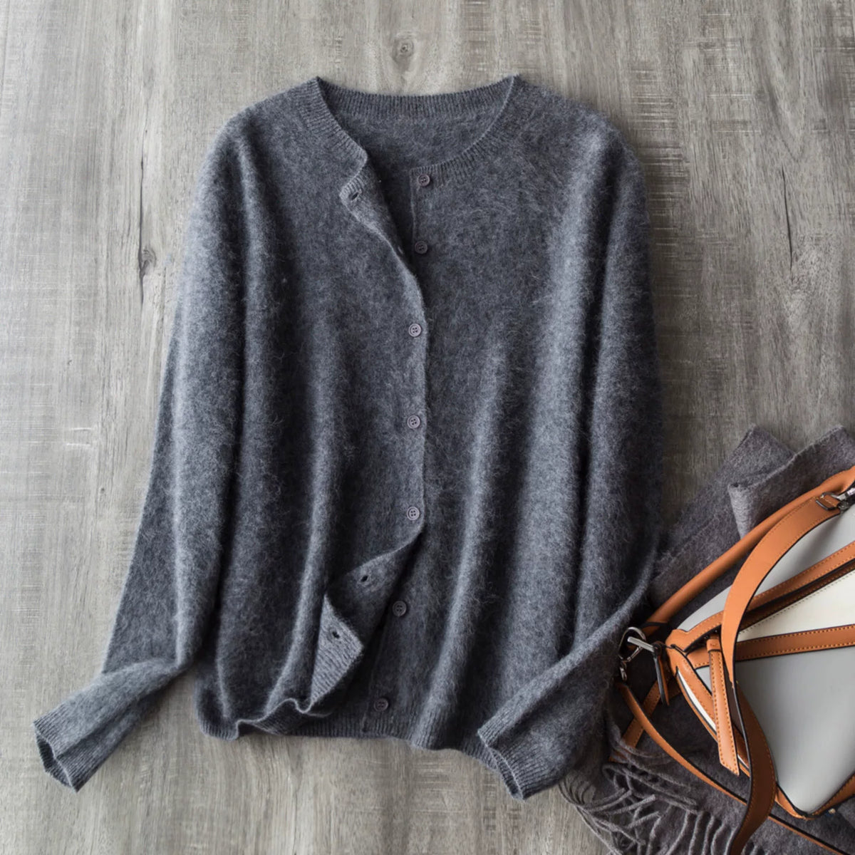 反季王炸福利~云柔慕斯~拉绒真丝羊毛羊绒圆领无缝针织开衫毛衣女