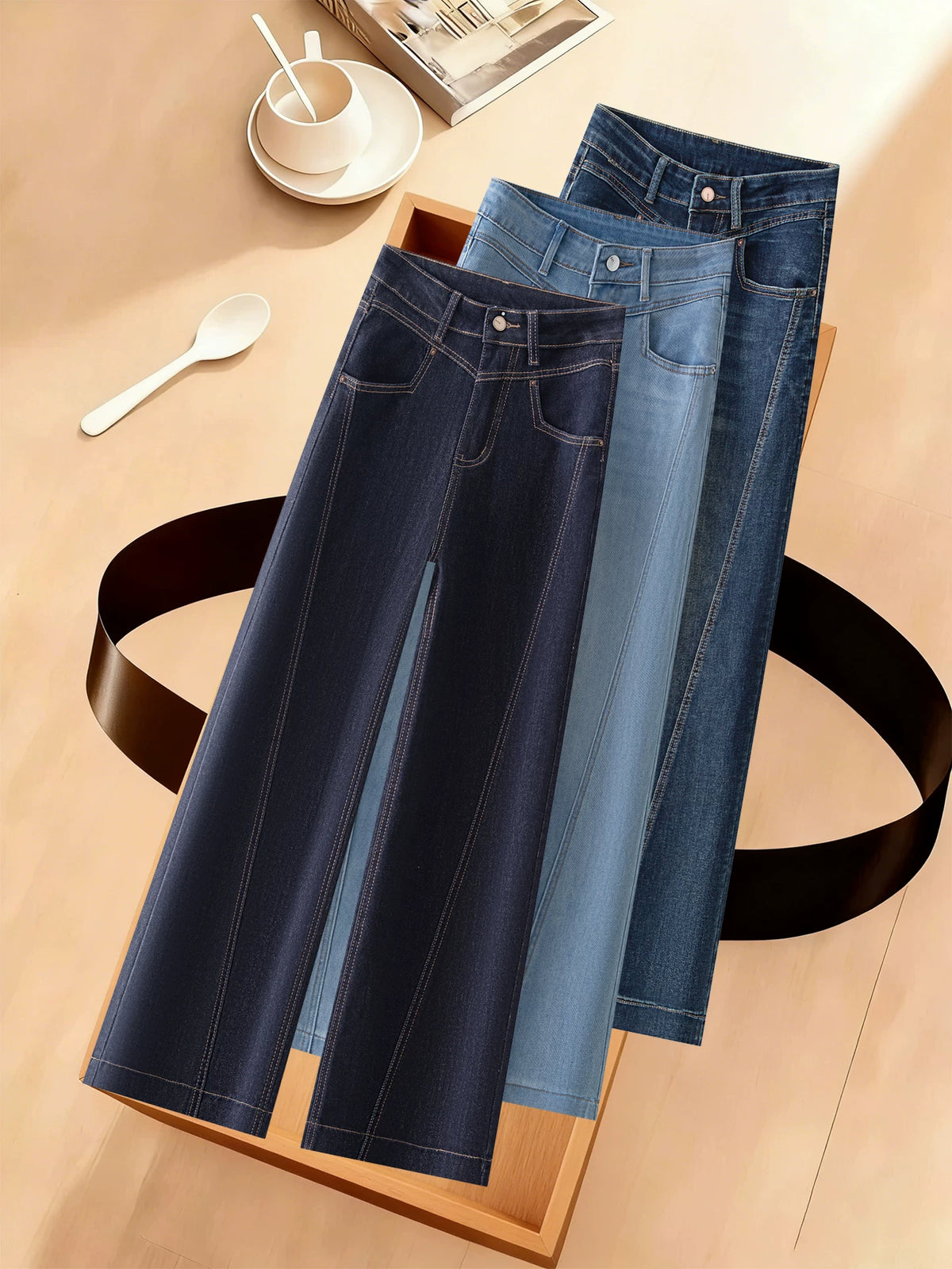 Retro old drape wide-leg jeans women's 2026 autumn new design high waist and thin nine-point straight-leg pants