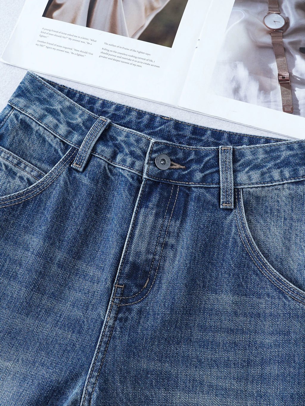 Retro old wide-leg jeans women's 2026 autumn new small loose drape and thin versatile straight-leg pants