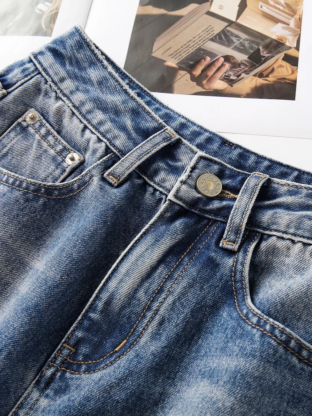 Korean retro drape high-waisted jeans women's 2026 spring and autumn new embroidered loose and thin wide-leg scimitar pants